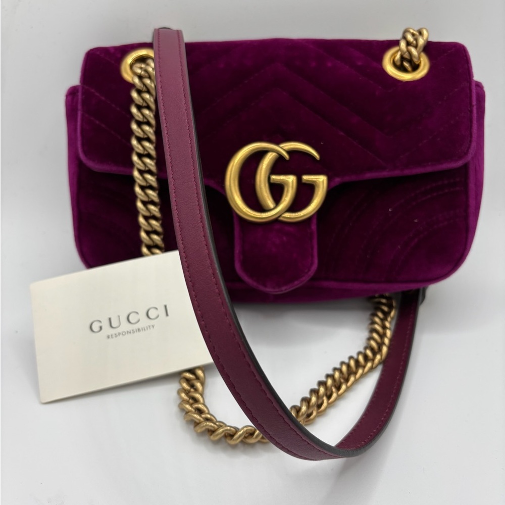 Gucci GG Marmont Velvet Small Bag with Gold Chain